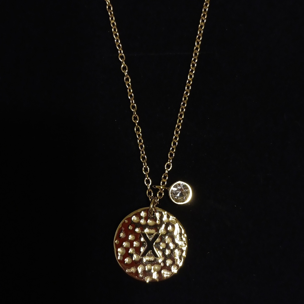 Fashion Necklace 16" NWT